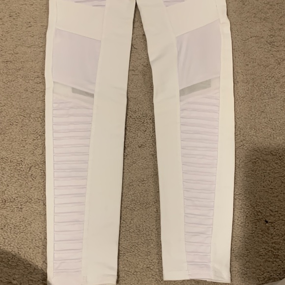 Alo high waisted moto leggings NWT - Picture 5 of 5
